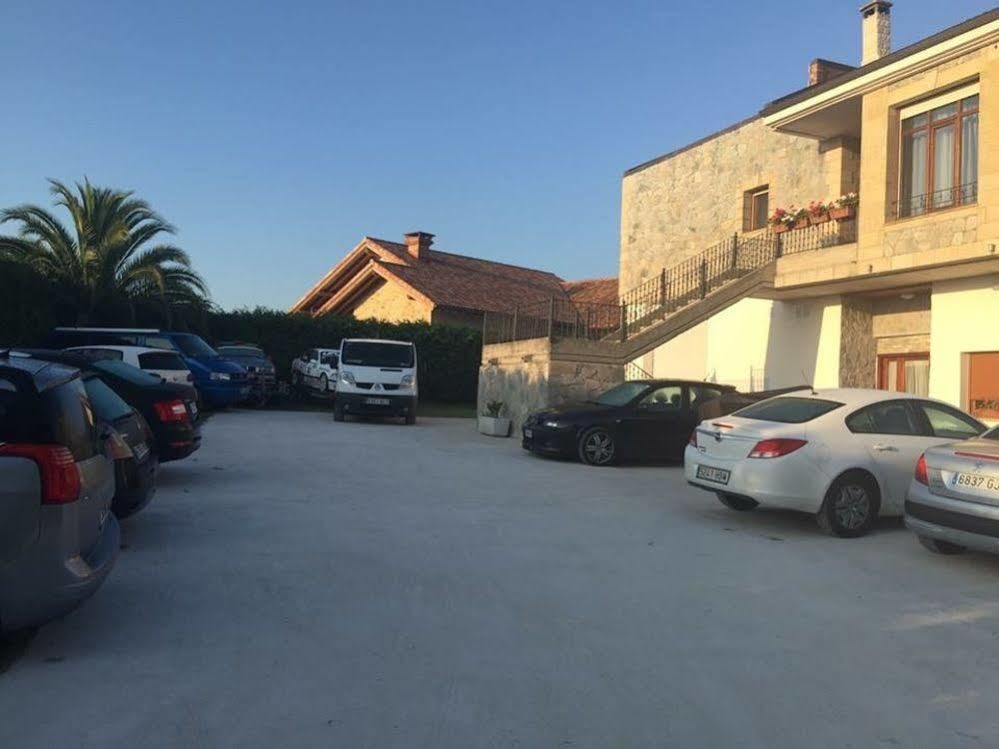 Hosteria La Moraleja Solares Exterior foto