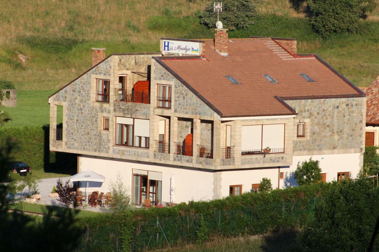 Hosteria La Moraleja Solares Exterior foto